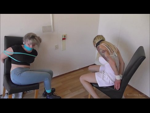 ❤️ Závislá / svázaná a s roubíkem / dáma v nesnázích Sex video u cs.kenhdammy.top